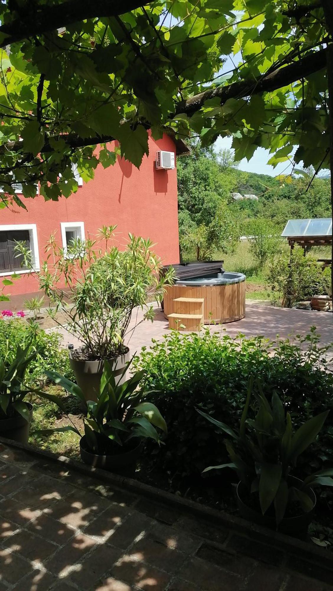 Holiday Home Modric Оточац Экстерьер фото