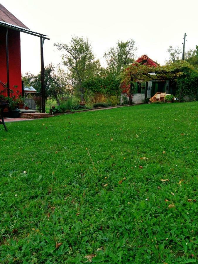 Holiday Home Modric Оточац Экстерьер фото